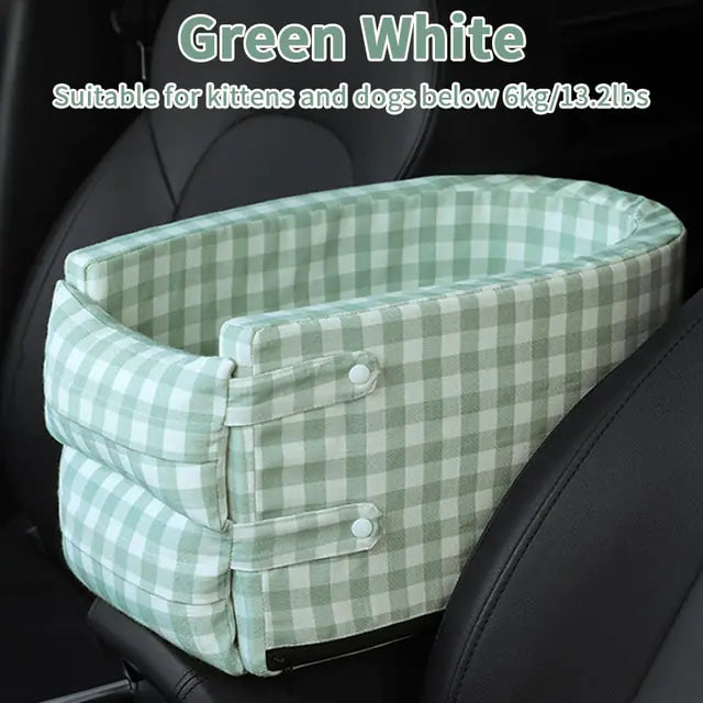 {{ product title }} Green White 42x20x22cm